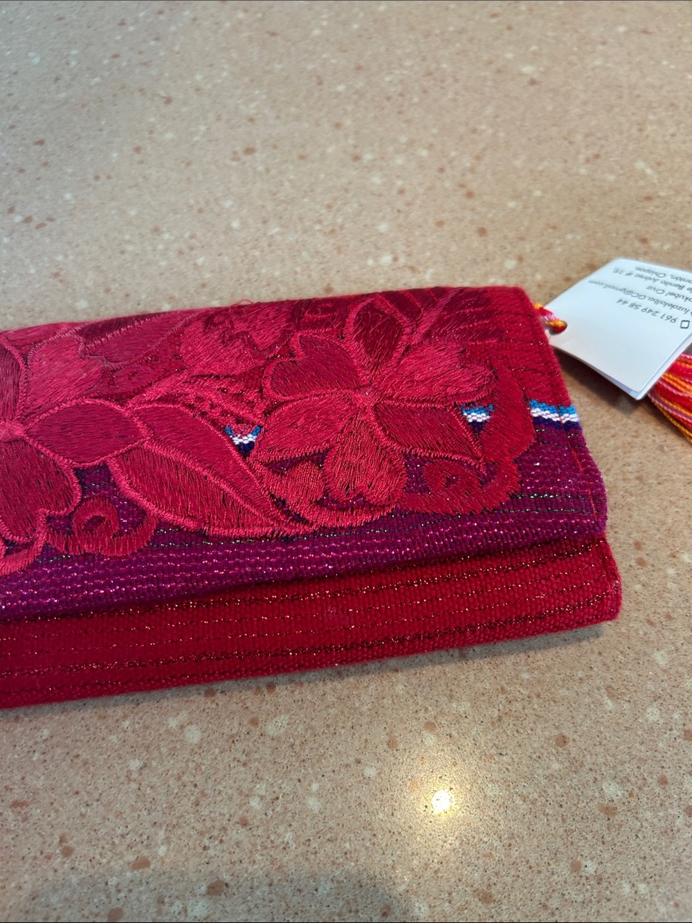 Red Floral Embroidered Women's Cloth Wallet, NWT, Absolutely Gorgeous, 4 x 8. - Picture 6 of 14